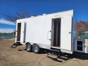 2015 6-Unit Restroom Trailer 🚨