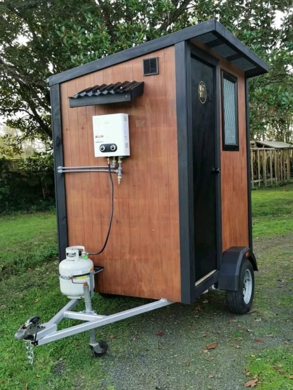 OFF-GRID MOBILE BATHROOM TRAILER